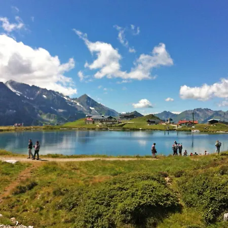 Hauser * Mayrhofen